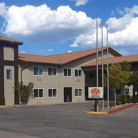 Quality Inn & Suites Grants - I-40 Eksteriør bilde