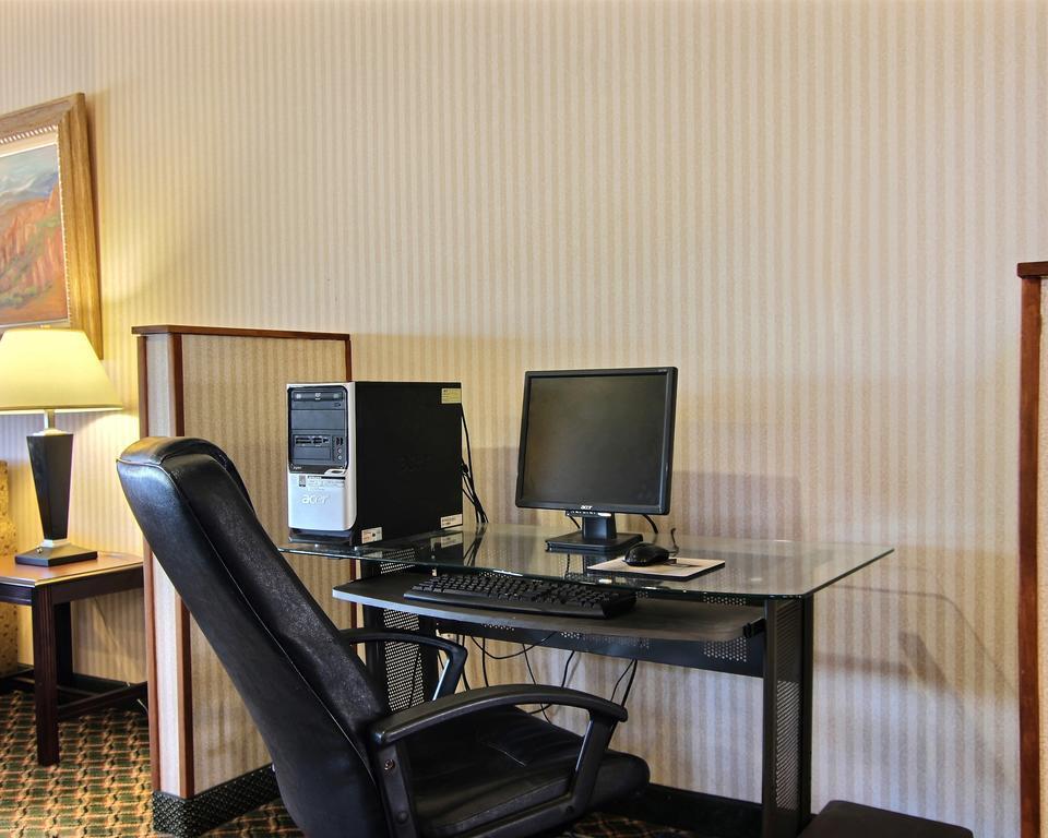 Quality Inn & Suites Grants - I-40 Eksteriør bilde
