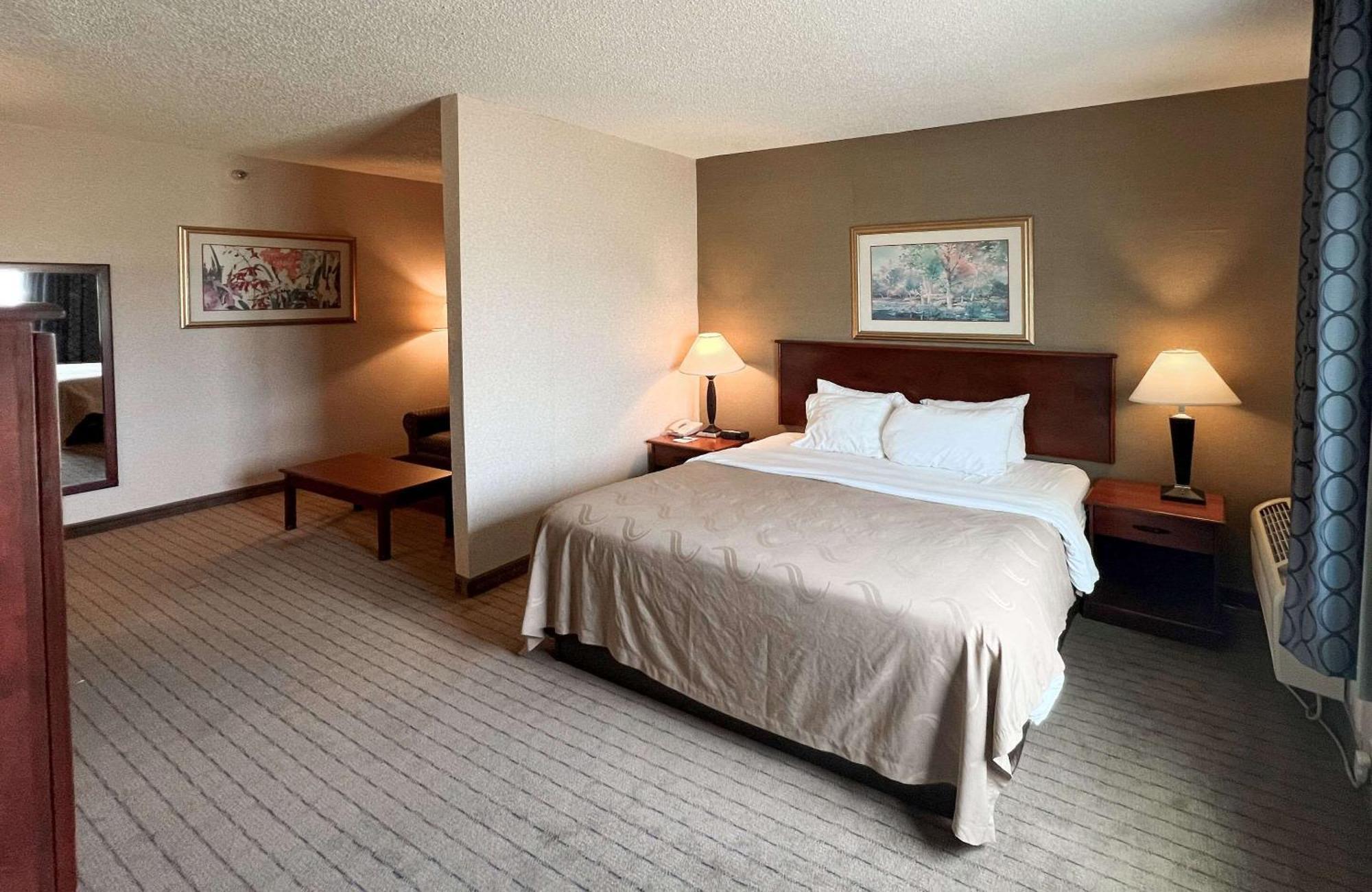 Quality Inn & Suites Grants - I-40 Eksteriør bilde