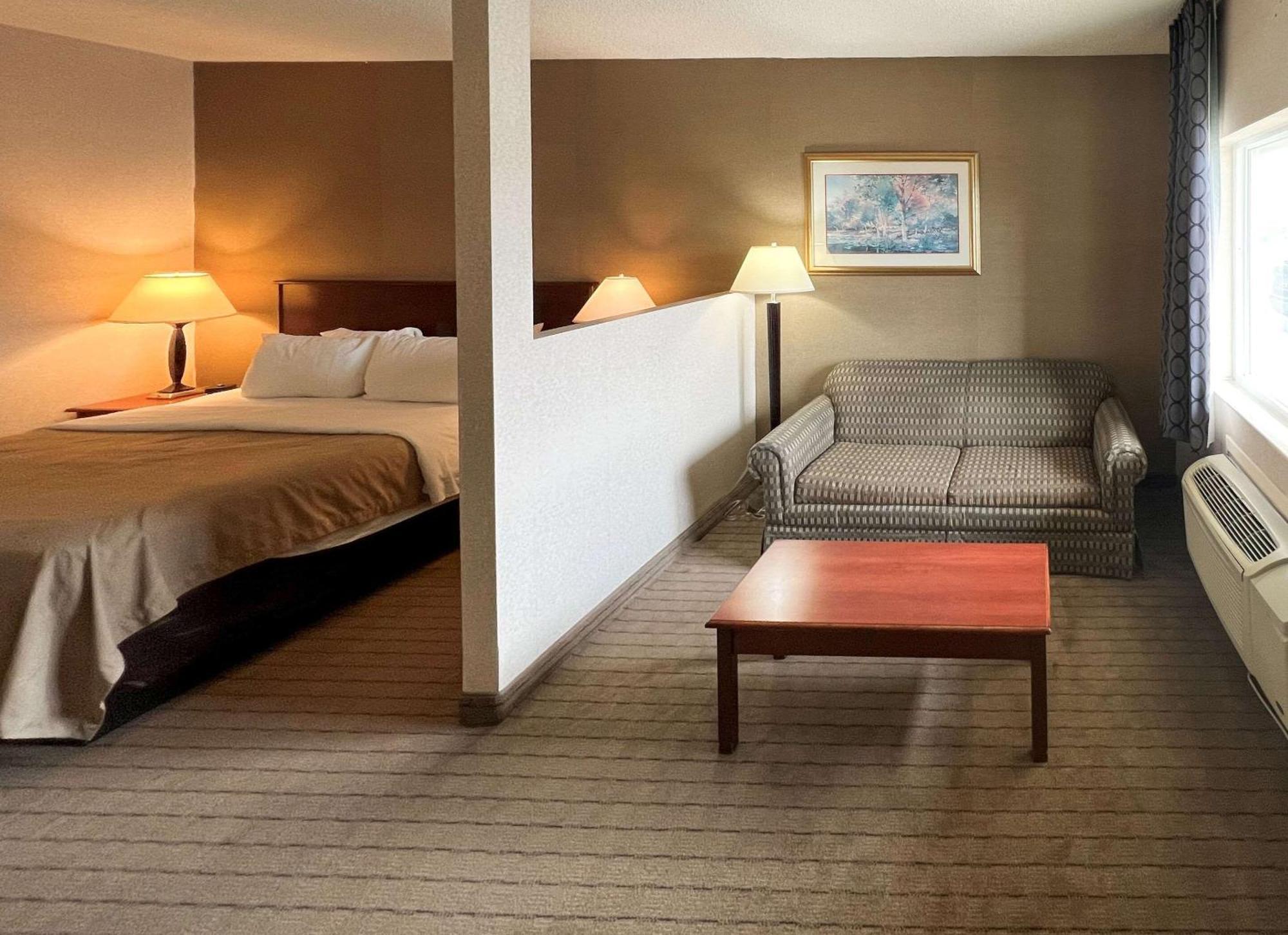 Quality Inn & Suites Grants - I-40 Eksteriør bilde